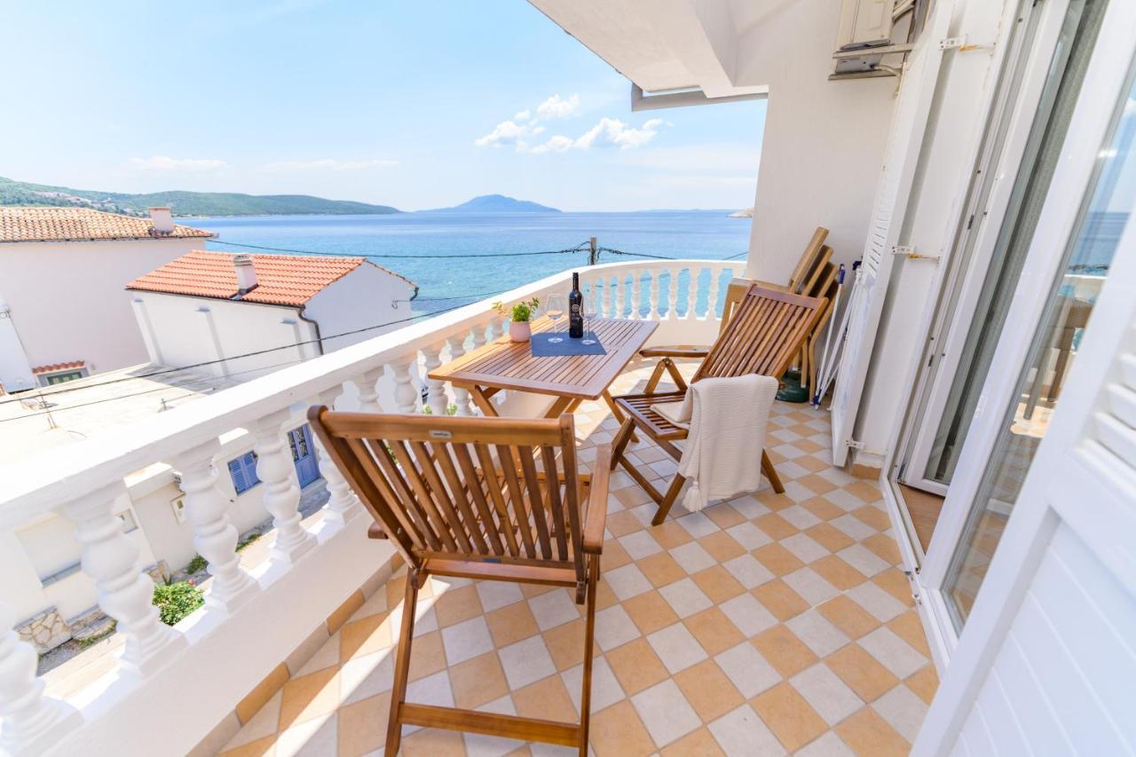 Apartmani Noris Martinscica  Exterior photo