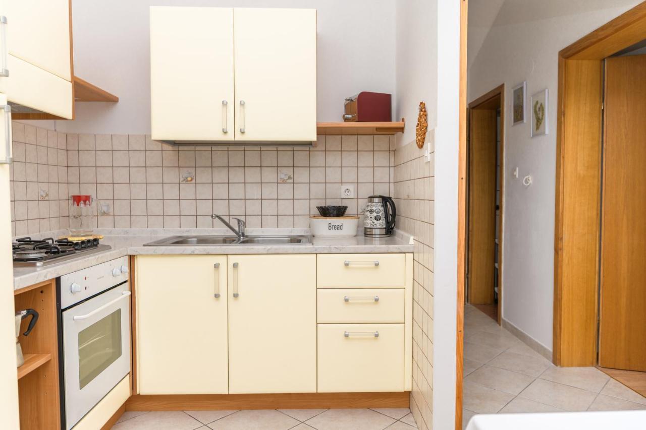 Apartmani Noris Martinscica  Exterior photo