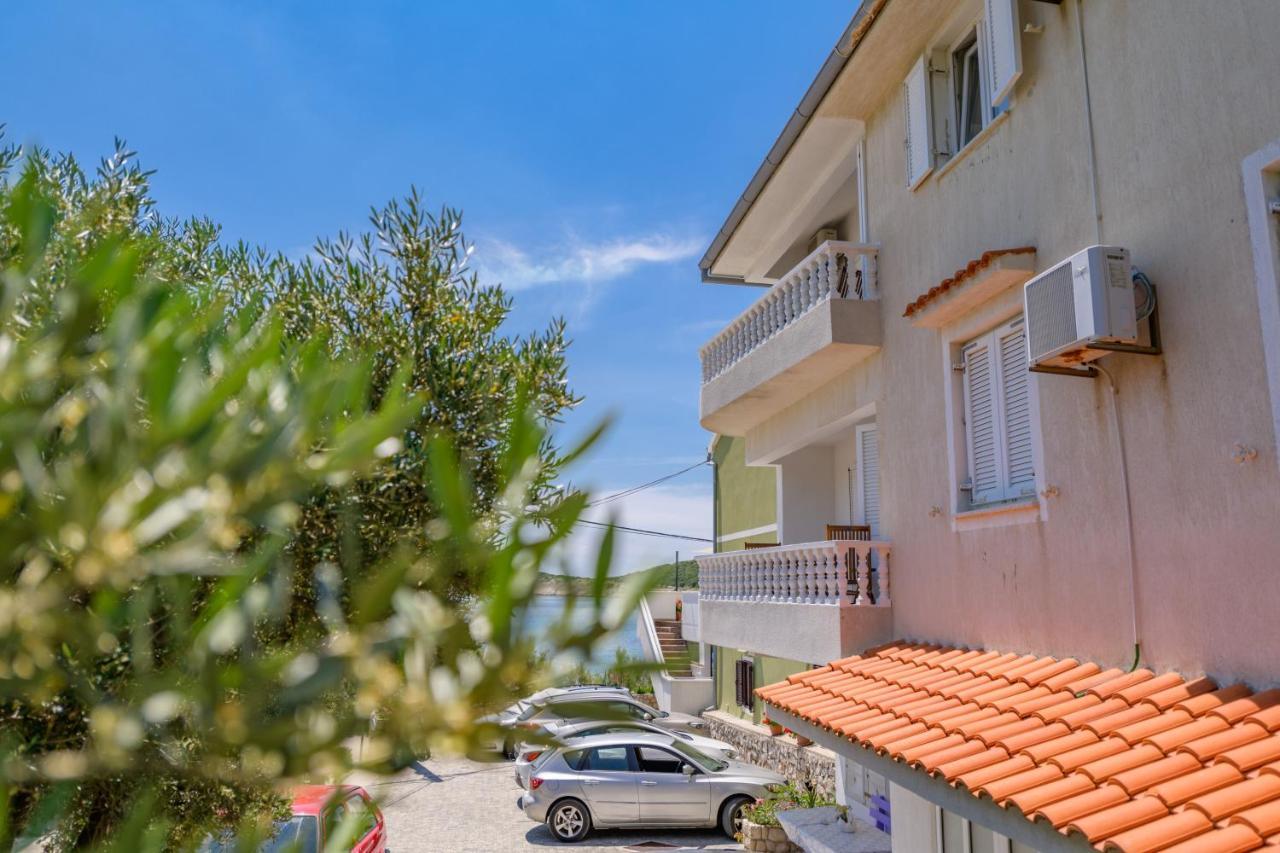 Apartmani Noris Martinscica  Exterior photo